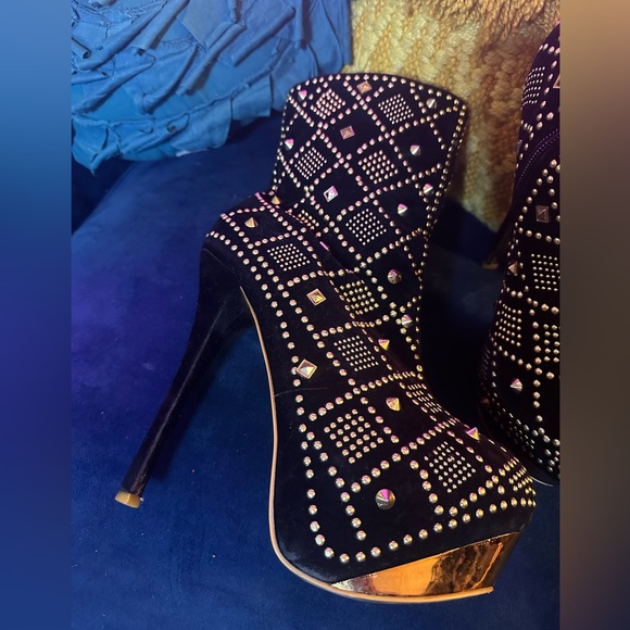Black & Gold Platform booties sz 9 - Picture 4 of 7